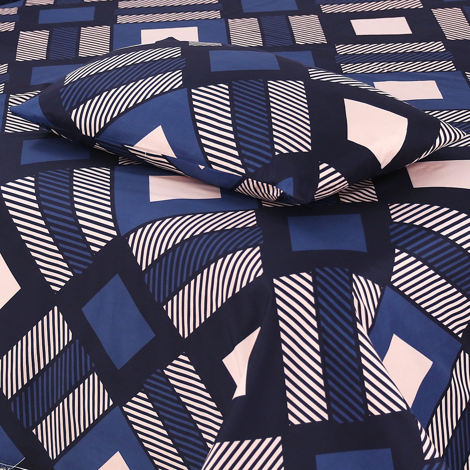 3 Pcs Bed sheet A-48